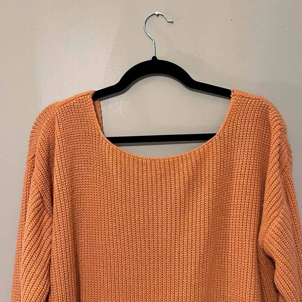 Boohoo Backless Sweater Size 12/14 - Picture 4 of 8